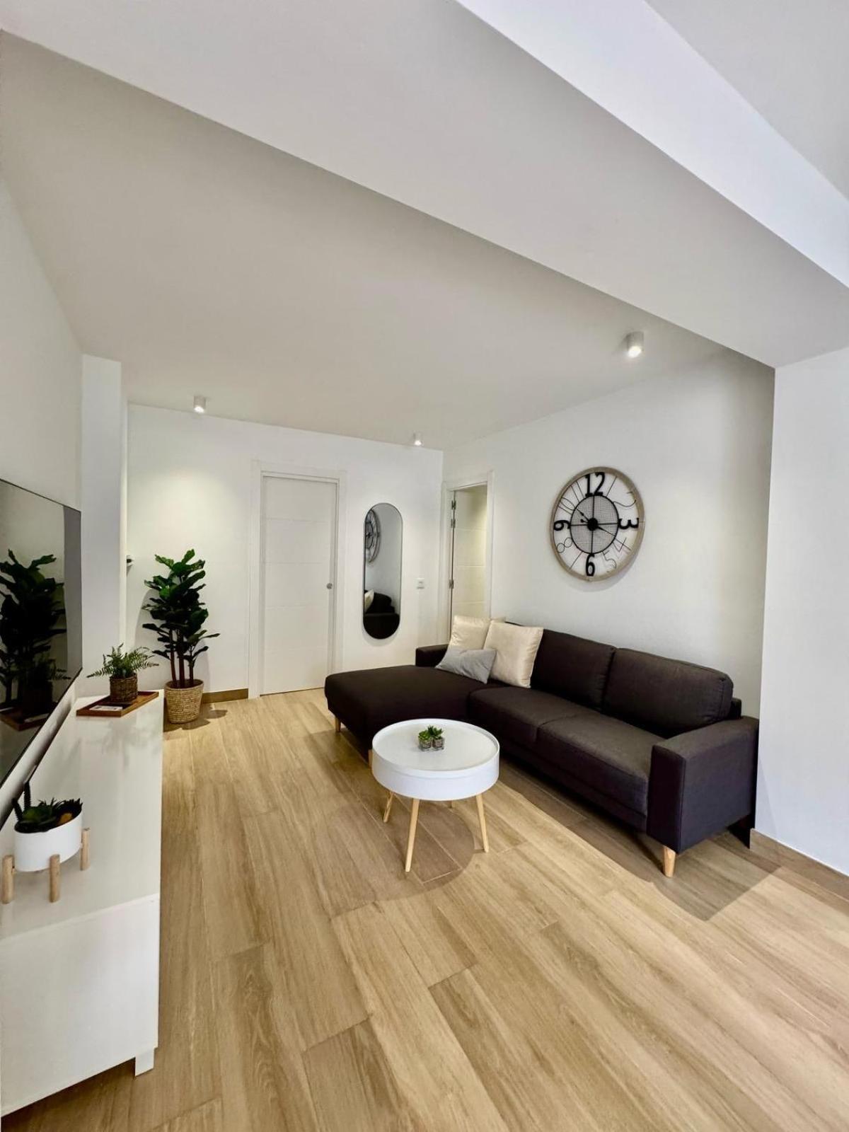 Flores 4 Apartment *